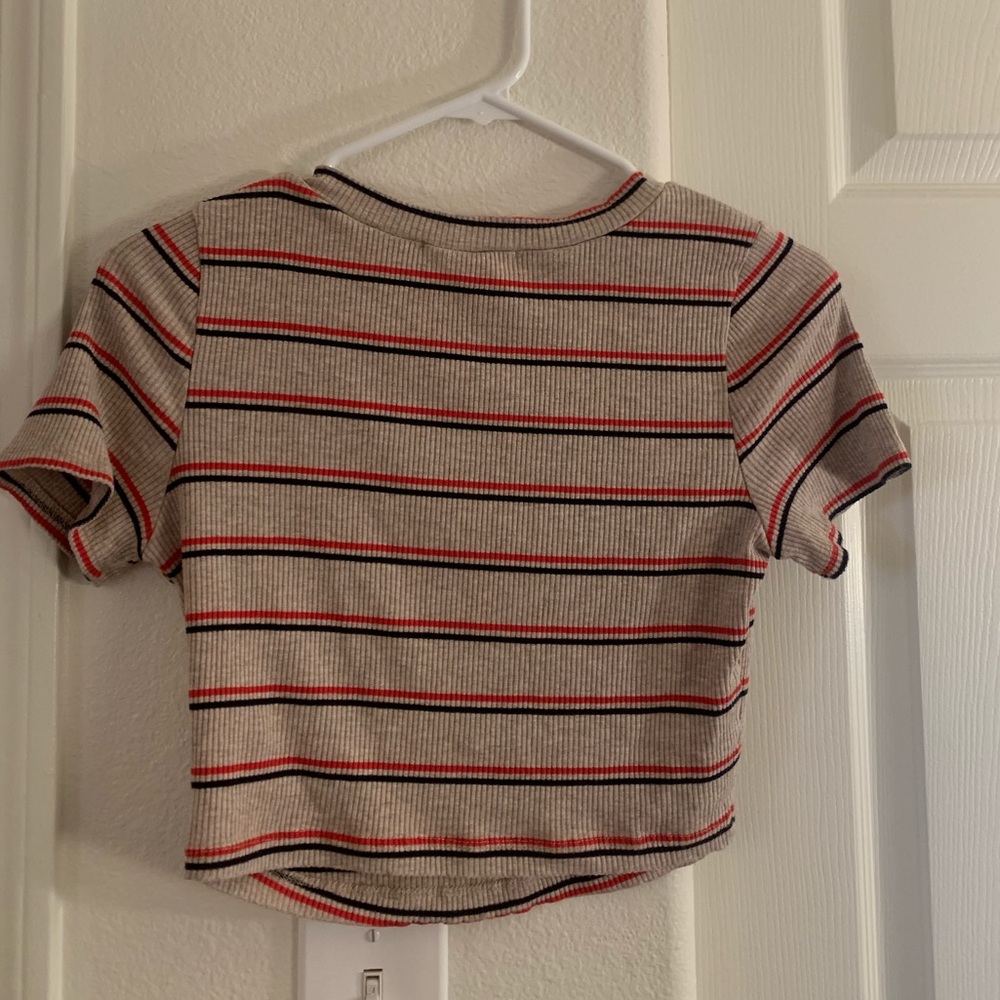 Adorable Ribbed/Striped Crop Top - Picture 3 of 3